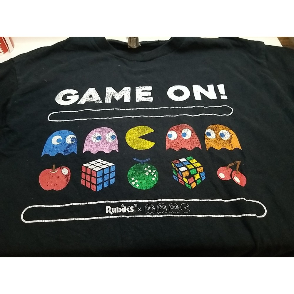 Gildan Pac Man Rubiks Game On T Shirt Mens Medium Black Short Sleeve Crew Neck
